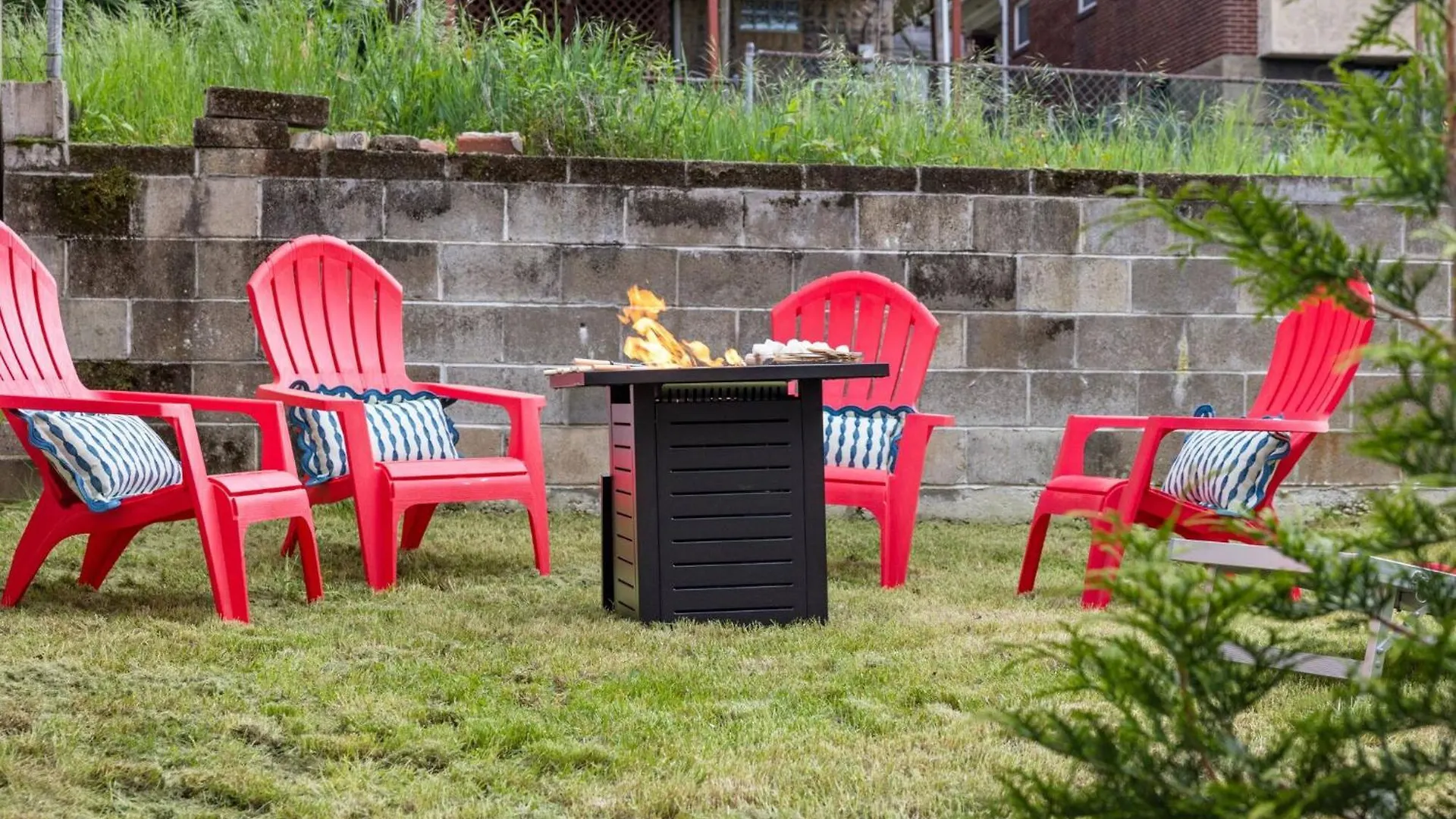 Midcentury 5Bd | Bbq & Yard | Close To Dt & Pitt Pittsburgh USA